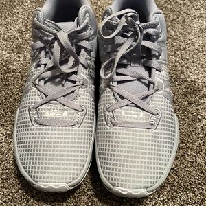 Nike Labaron Basketball Tennis Shoes